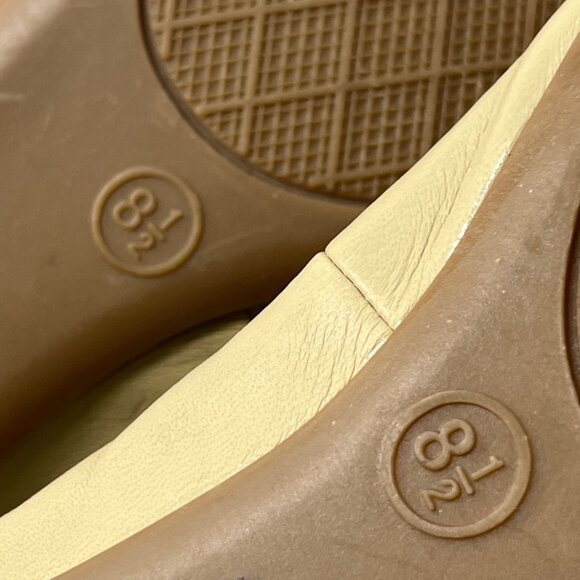 Target Leather Ballet Flats Size 8.5 Comfort Shoes Cream Tan Slip On Round Toe - Picture 7 of 8